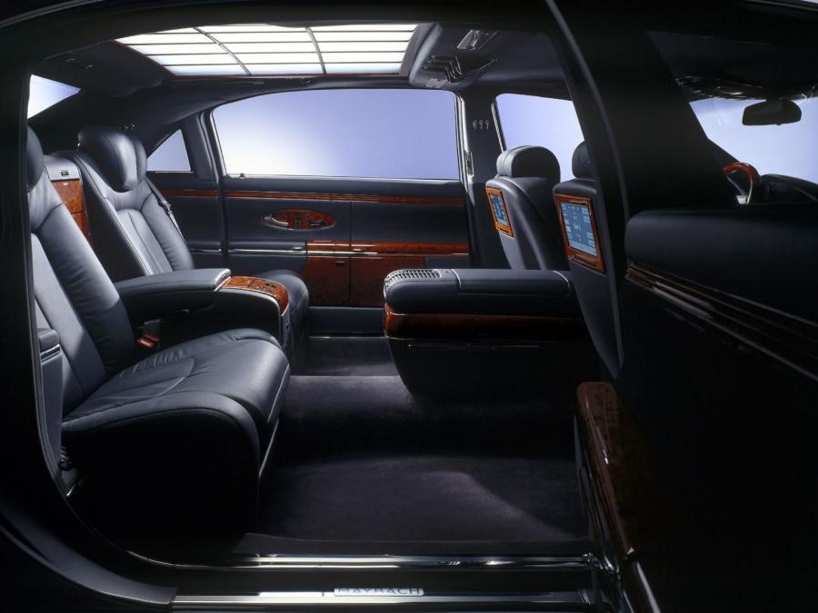 Интерьер Maybach 62 (V240) 2002 года  (фото 201 из 248)